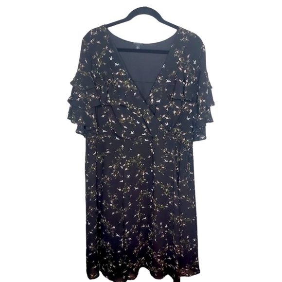 Torrid Black Floral Print Chiffon Ruffled Wrap Dress Size 2 / 2X Mini Flowy - Picture 5 of 11